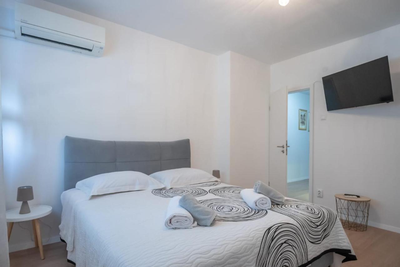 Apartman Mirjana Apartment Split Exterior photo